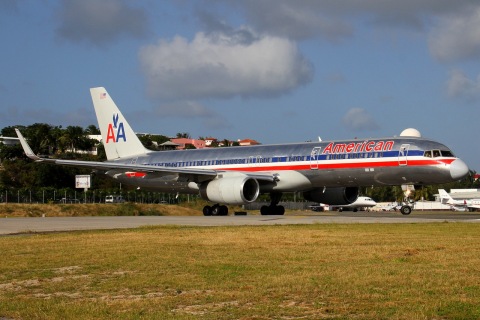 N679AN - 757-223(WL) - American Airlines - SXM - 05-02-2017
