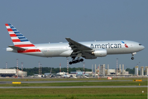 N794AN - 777-223(ER) - American Airlines - MXP - 11-06-2017