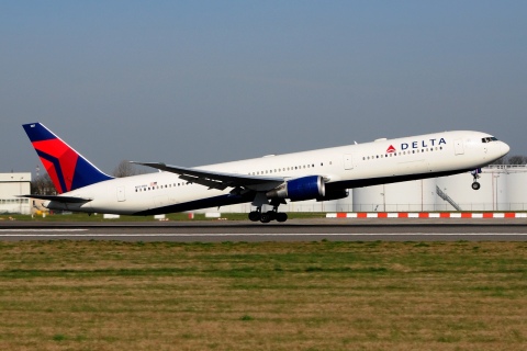 N831MH - 767-432(ER) - Delta Air Lines - BRU - 27-03-2017
