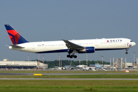 N841MH - 767-432(ER) - Delta Air Lines - MXP - 11-06-2017