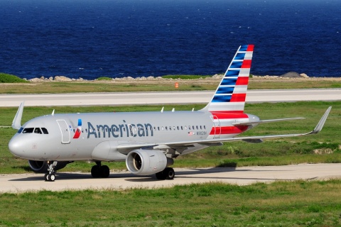 N9021H - A319-115(WL) - American Airlines - CUR - 29-11-2017