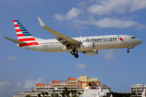 N954NN - 737-823(WL) - American Airlines - SXM - 05-02-2017
