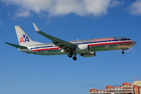 N962AN - 737-823(WL) - American Airlines - SXM - 01-02-2017