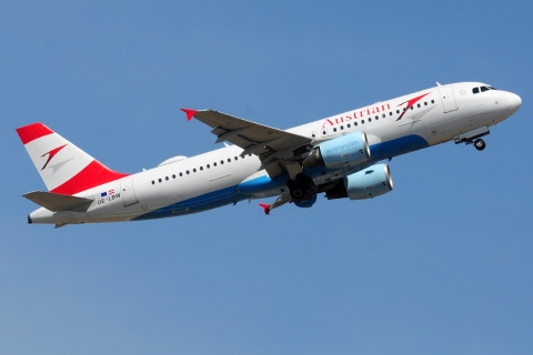 OE-LBW - A320-214 - Austrian Airlines - CTA - 24-08-2017