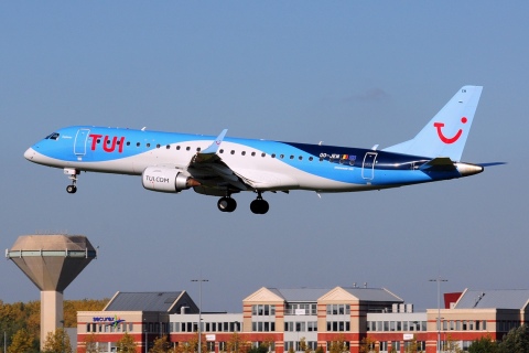 OO-JEM - ERJ-190STD (ERJ-190-100) - TUI Airlines Belgium - CRL - 14-10-2017