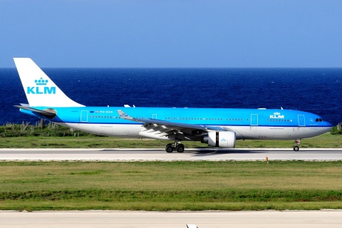 PH-AOA - A330-203 - KLM Royal Dutch Airlines - CUR - 26-11-2017