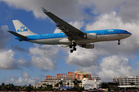 PH-AOM - A330-203 - KLM Royal Dutch Airlines - SXM - 06-02-2017