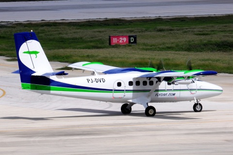 PJ-DVD - DHC-6-300 - Divi Air - CUR - 03-12-2017