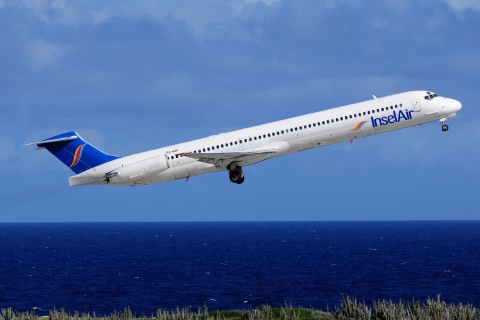 PJ-MDI - MD-83 - InselAir - CUR - 30-11-2017