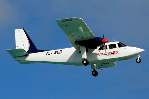 PJ-WEB - BN-2A Islander-2B-20 - Windward Express Airways - SXM - 31-01-2017