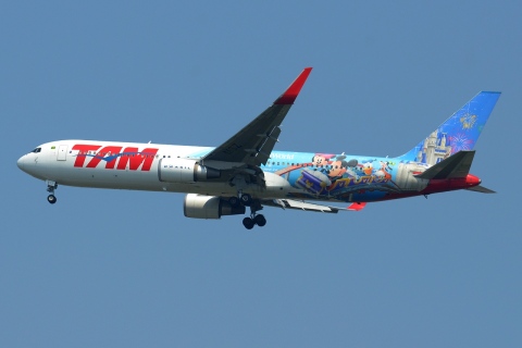 PT-MSZ - 767-316(ER)(WL) - LATAM Airlines Brasil - MXP - 12-06-2017