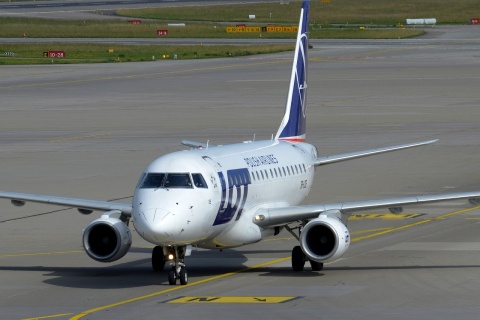 SP-LDE - ERJ-170STD (ERJ-170-100) - LOT _ Polish Airlines - ZRH - 10-06-2017
