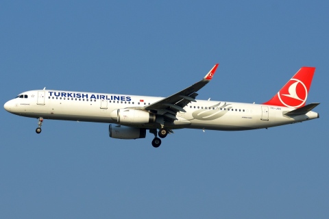 TC-JSO - A321-231(WL) - Turkish Airlines - MXP - 12-06-2017
