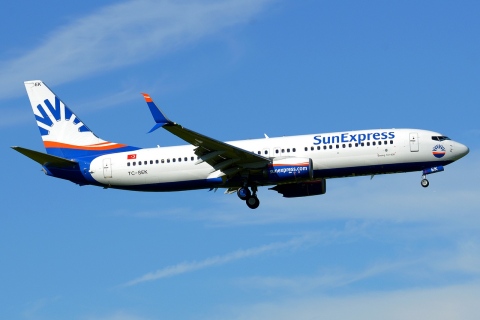 TC-SEK - 737-8HC(WL) - SunExpress - ZRH - 10-06-2017