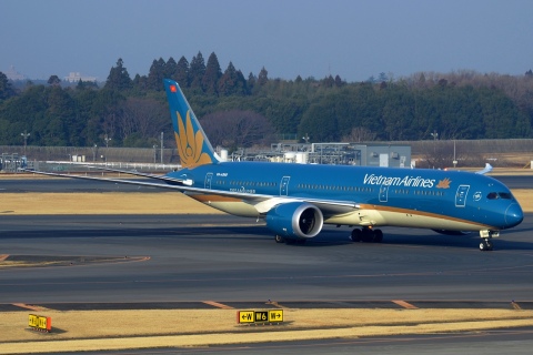 VN-A869 - 787-9 Dreamliner - Vietnam Airlines - NRT - 05-03-2017