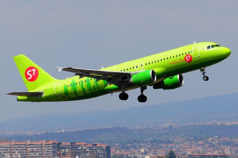 VP-BDT - A320-214 - S7 Airlines - CTA - 24-08-2017