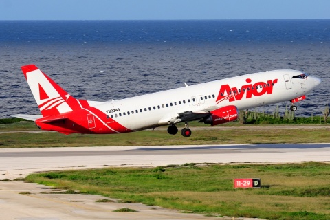 YV3243 - 737-4B7 - Avior Airlines - CUR - 29-11-2017