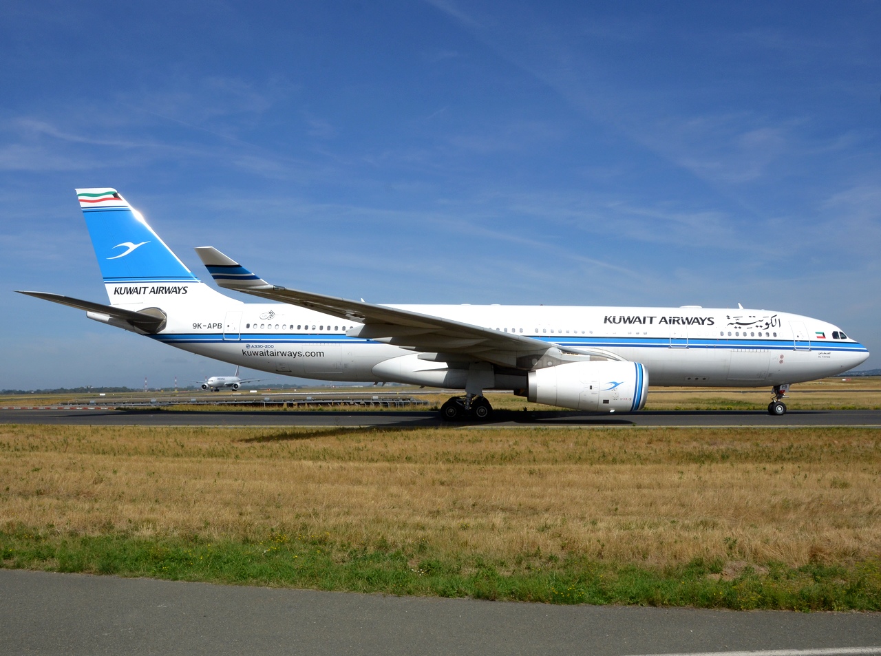 9K-APB - A330-243 - Kuwait Airways - CDG - 10-09-2018b