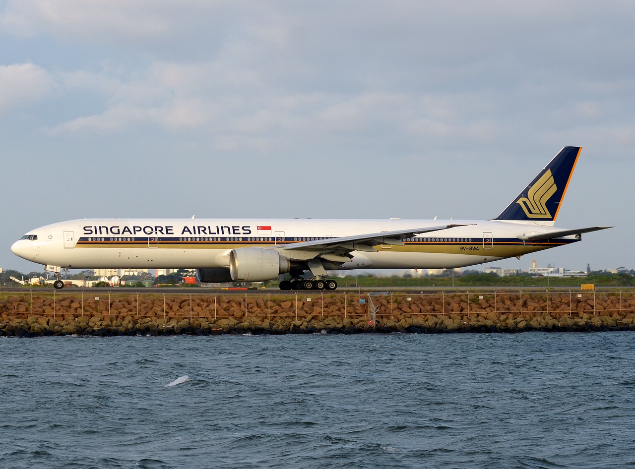9V-SWA - 777-312(ER) - Singapore Airlines - SYD - 09-04-2018