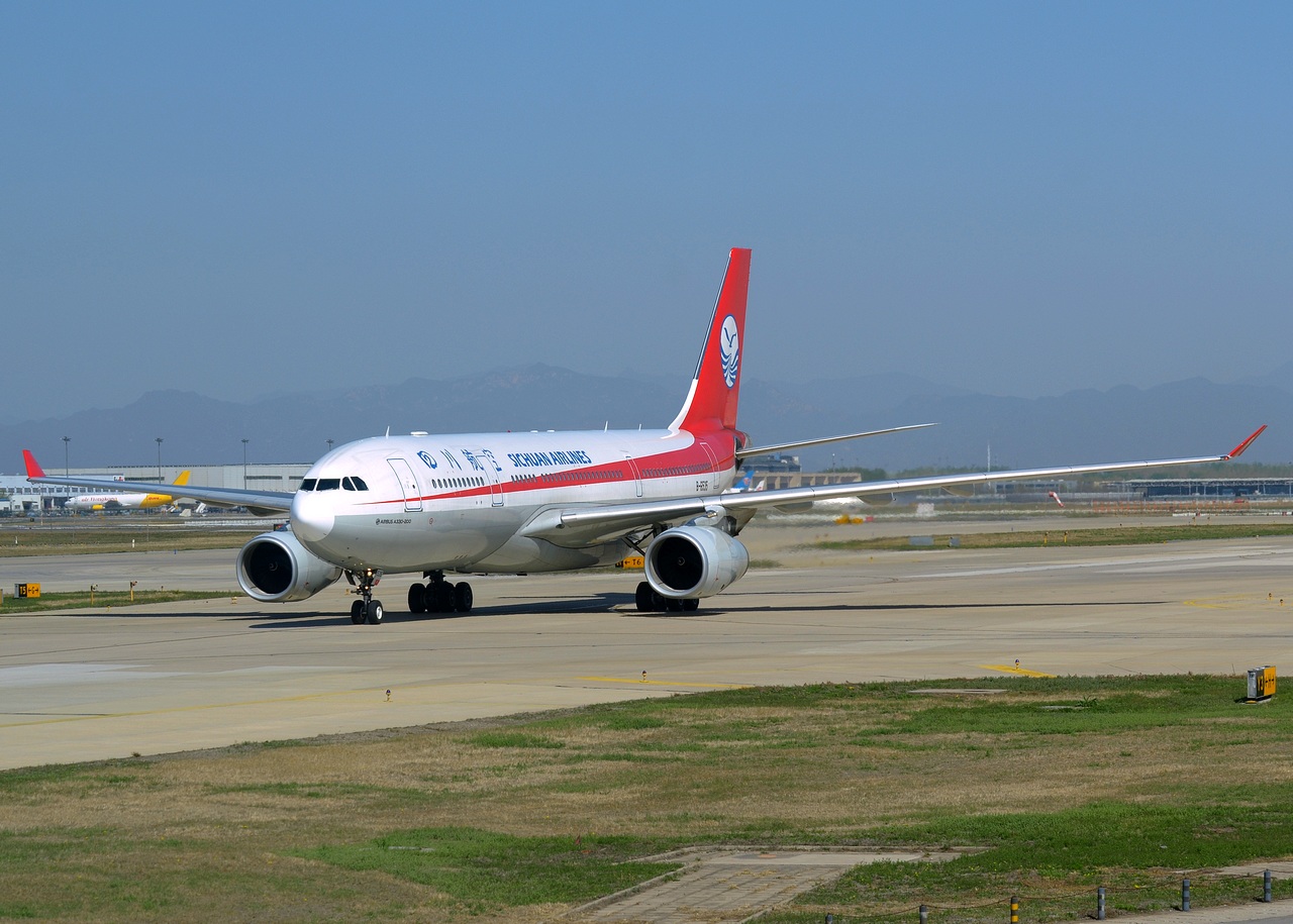 B-6535 - A330-243 - Sichuan Airlines - PEK - 15-04-2018b