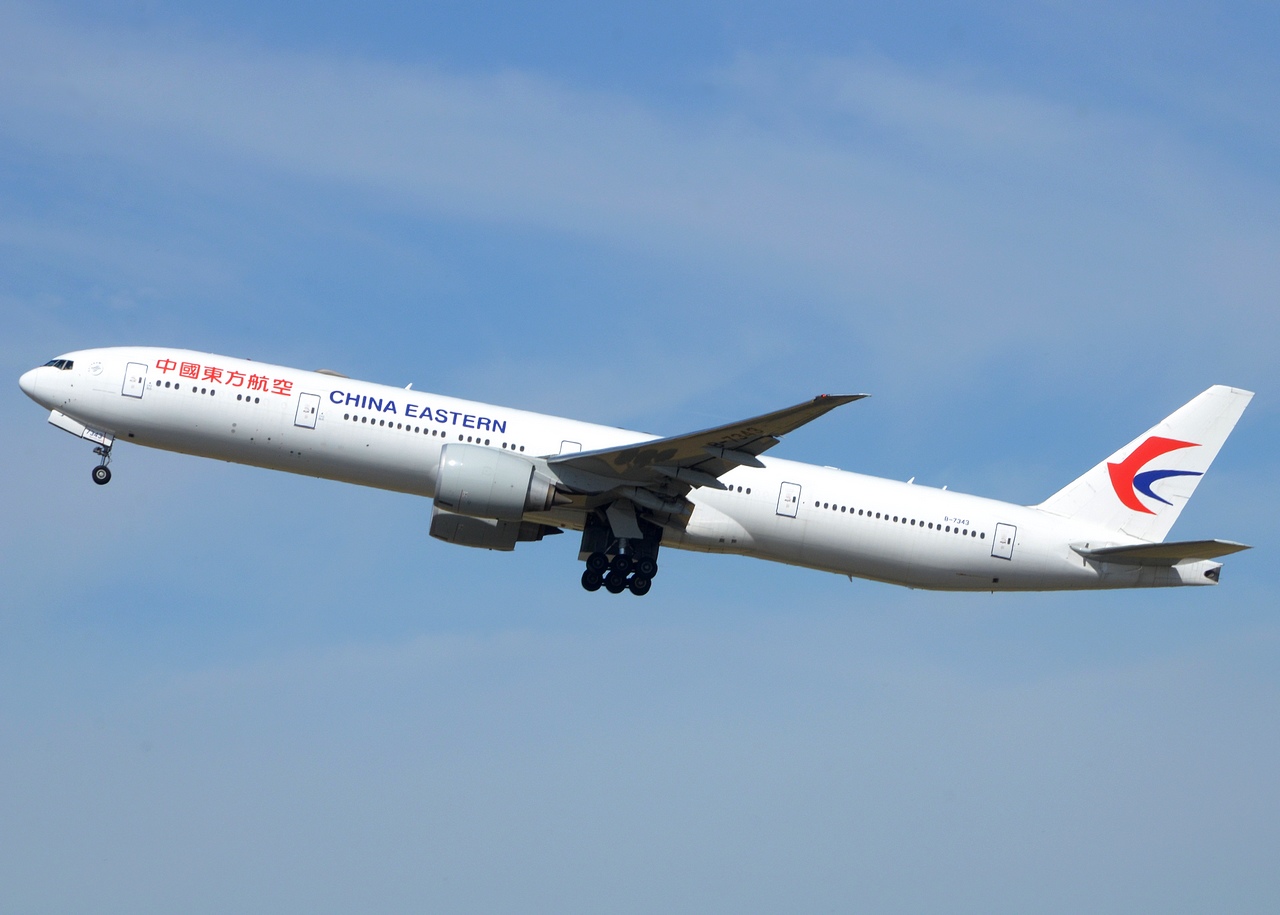 B-7343 - 777-39P(ER) - China Eastern Airlines - CDG - 10-09-2018