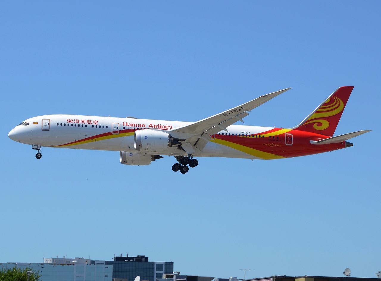 B-7837 - 787-9 Dreamliner - Hainan Airlines - YYZ - 08-07-2018