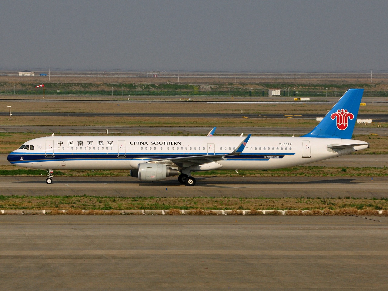 B-8677 - A321-211(WL) - China Southern Airlines - PVG - 03-04-2018