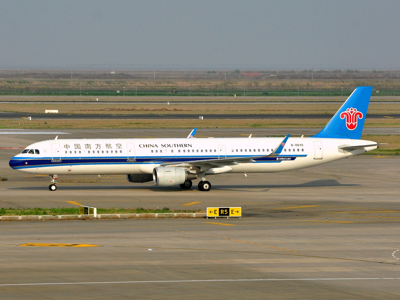 B-8849 - A321-211(WL) - China Southern Airlines - PVG - 03-04-2018