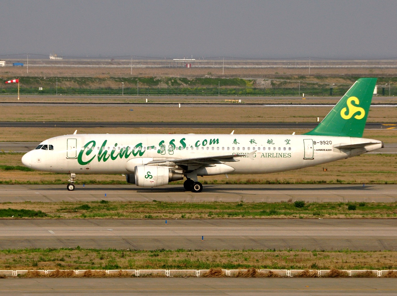 B-9920 - A320-214 - Spring Airlines - PVG - 03-04-2018