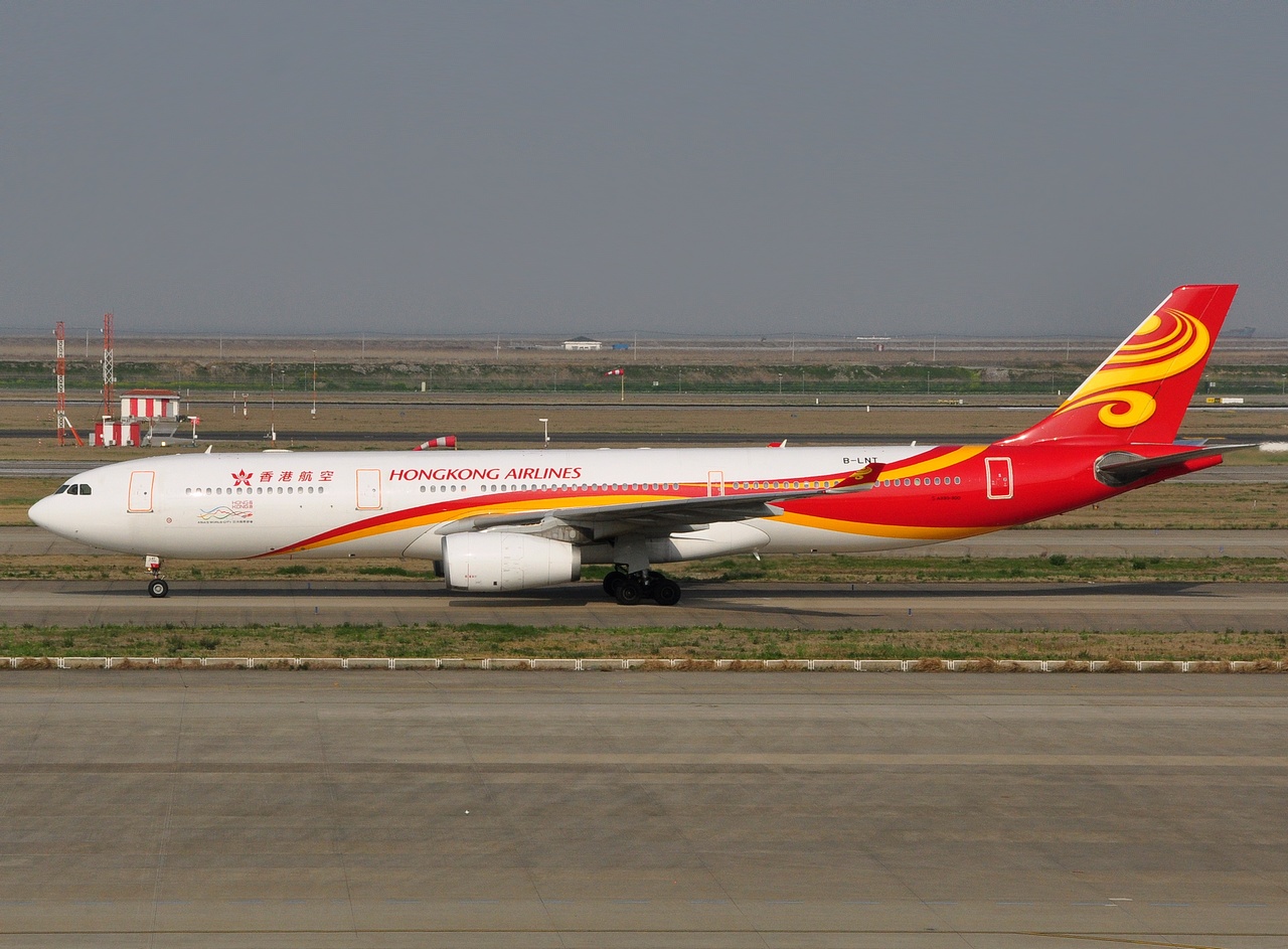 B-LNT - A330-343 - Hong Kong Airlines - PVG - 03-04-2018