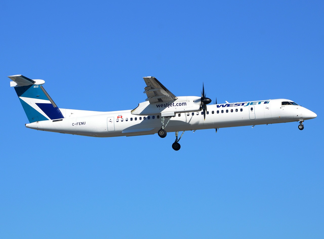 C-FENU - DHC-8-402Q - WestJet Encore - YYZ - 07-07-2018