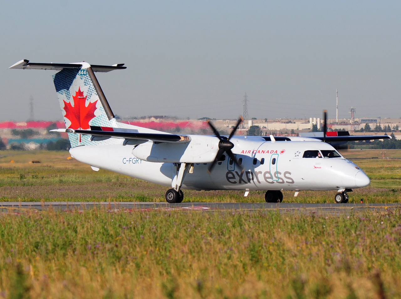 C-FGRY - DHC-8-102 - Air Canada Express - YYZ - 08-07-2018