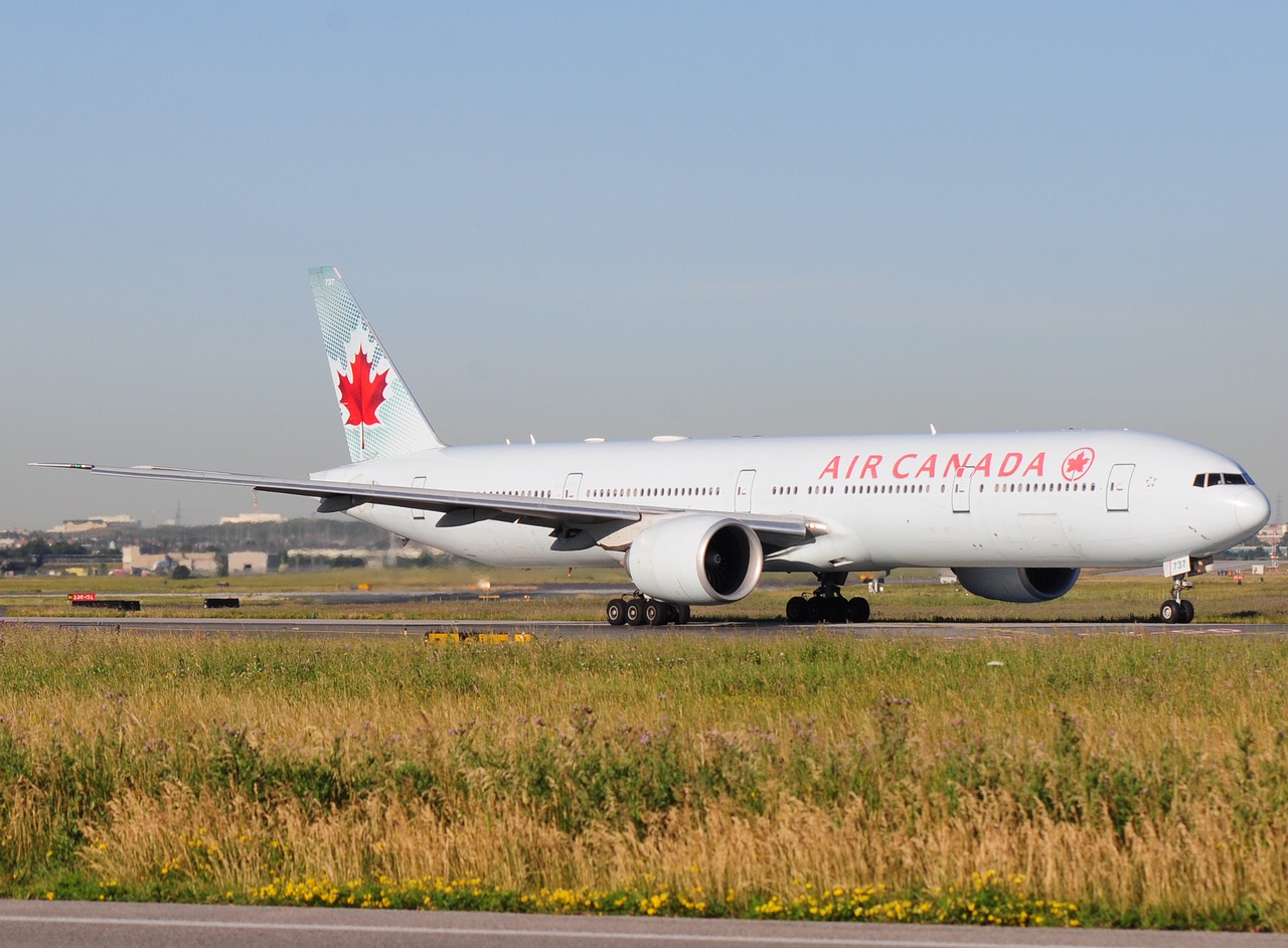 C-FIUW - 777-333(ER) - Air Canada - YYZ - 08-07-2018