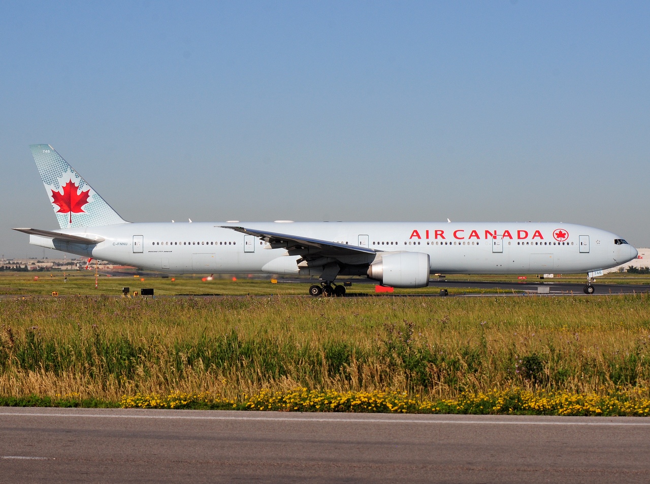 C-FNNU - 777-333(ER) - Air Canada - YYZ - 08-07-2018b