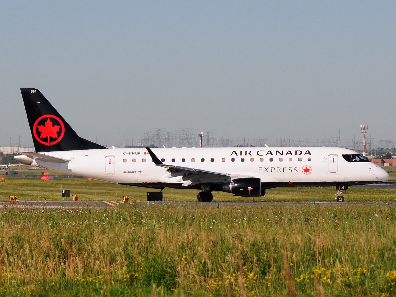 C-FRQK - ERJ-175LR (ERJ-170-200 LR) - Air Canada Express - YYZ - 08-07-2018