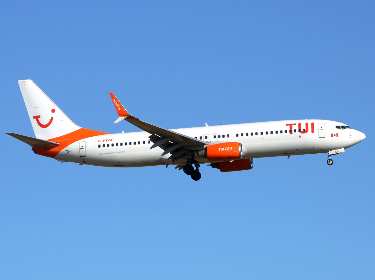 C-FTOH - 737-8HX(WL) - TUI Airlines Netherlands - PMI - 12-06-2018