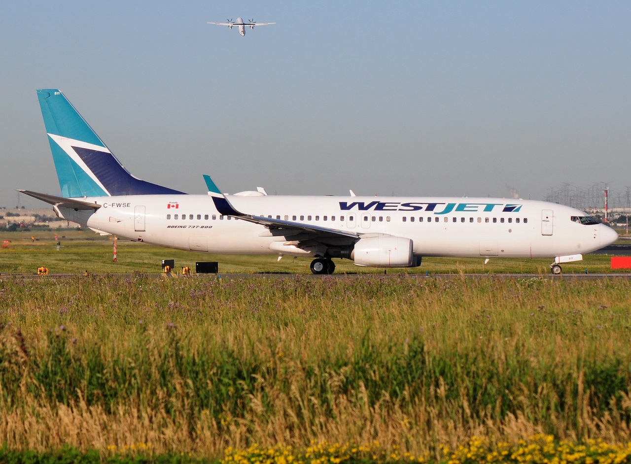 C-FWSE - 737-8CT(WL) - WestJet - YYZ - 08-07-2018