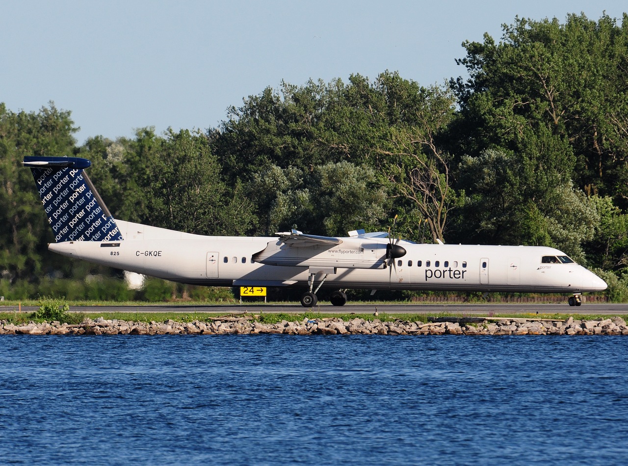 C-GKQE - DHC-8-402Q - Porter Airlines - YTZ - 06-07-2018