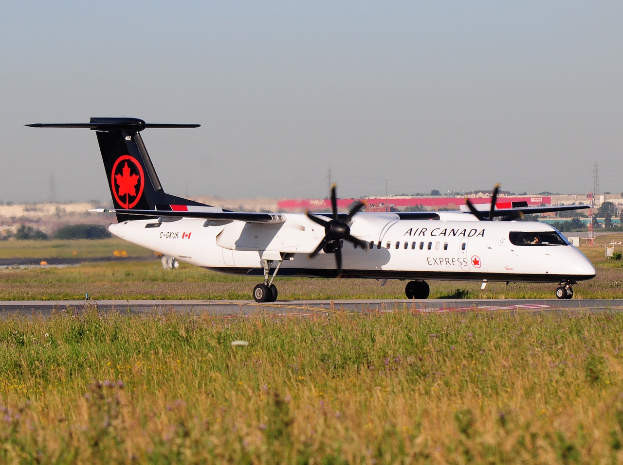 C-GKUK - DHC-8-402Q - Air Canada Express - YYZ - 08-07-2018