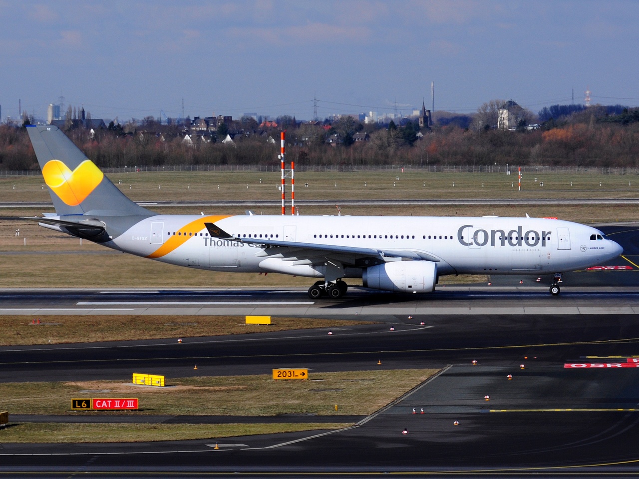 C-GTSZ - A330-243 - Condor - DUS - 27-02-2018b