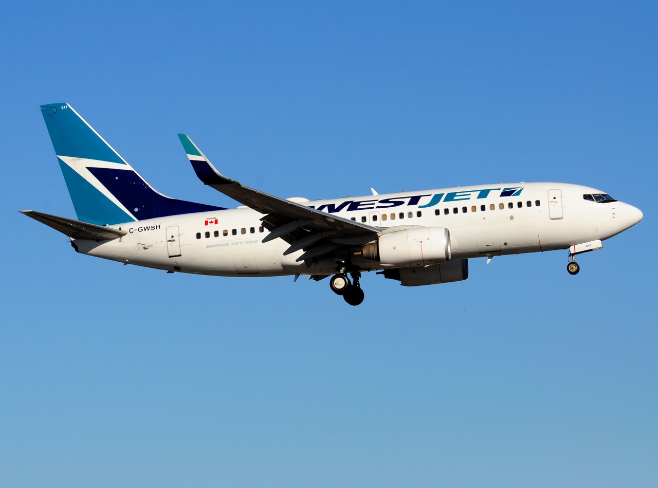 C-GWSH - 737-76N(WL) - WestJet - YYZ - 07-07-2018