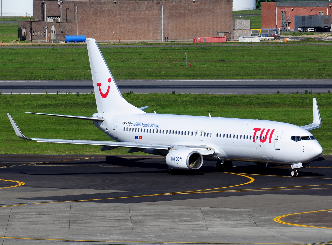 CS-TQU - 737-8K2(WL) - TUI Airlines Belgium - BRU - 05-05-2018