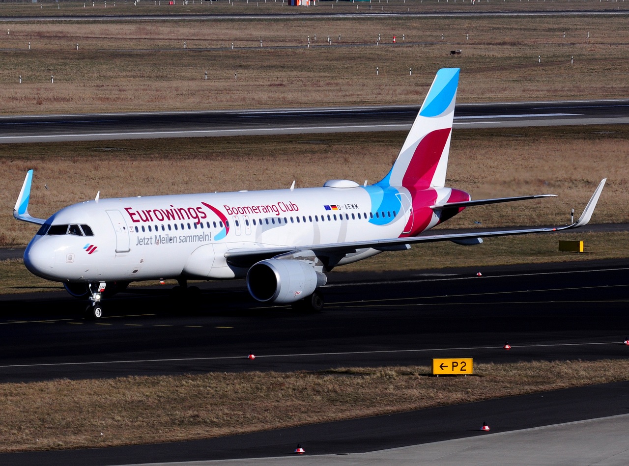 D-AEWM - A320-214(WL) - Eurowings - DUS - 27-02-2018