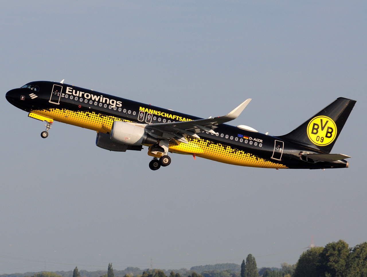 D-AIZR - A320-214(WL) - Eurowings - DUS - 15-09-2018
