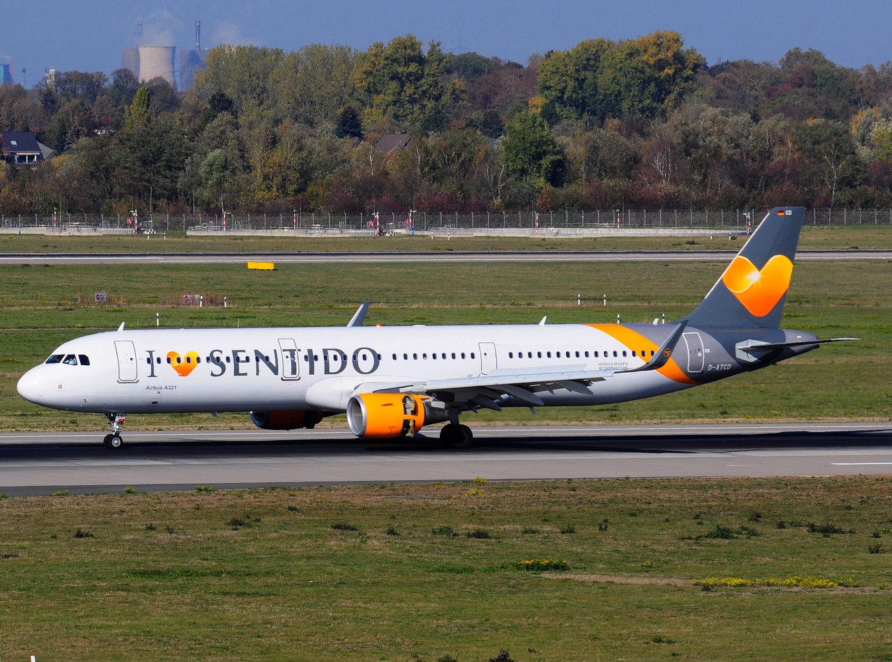 D-ATCD - A321-211(WL) - Condor - DUS - 21-10-2018