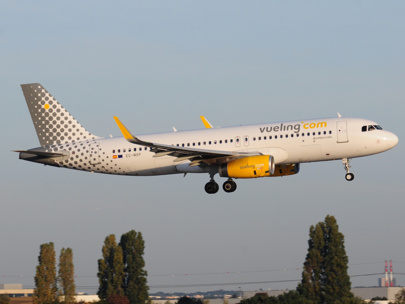 EC-MXP - A320-232(WL) - Vueling - ORY - 13-10-2018