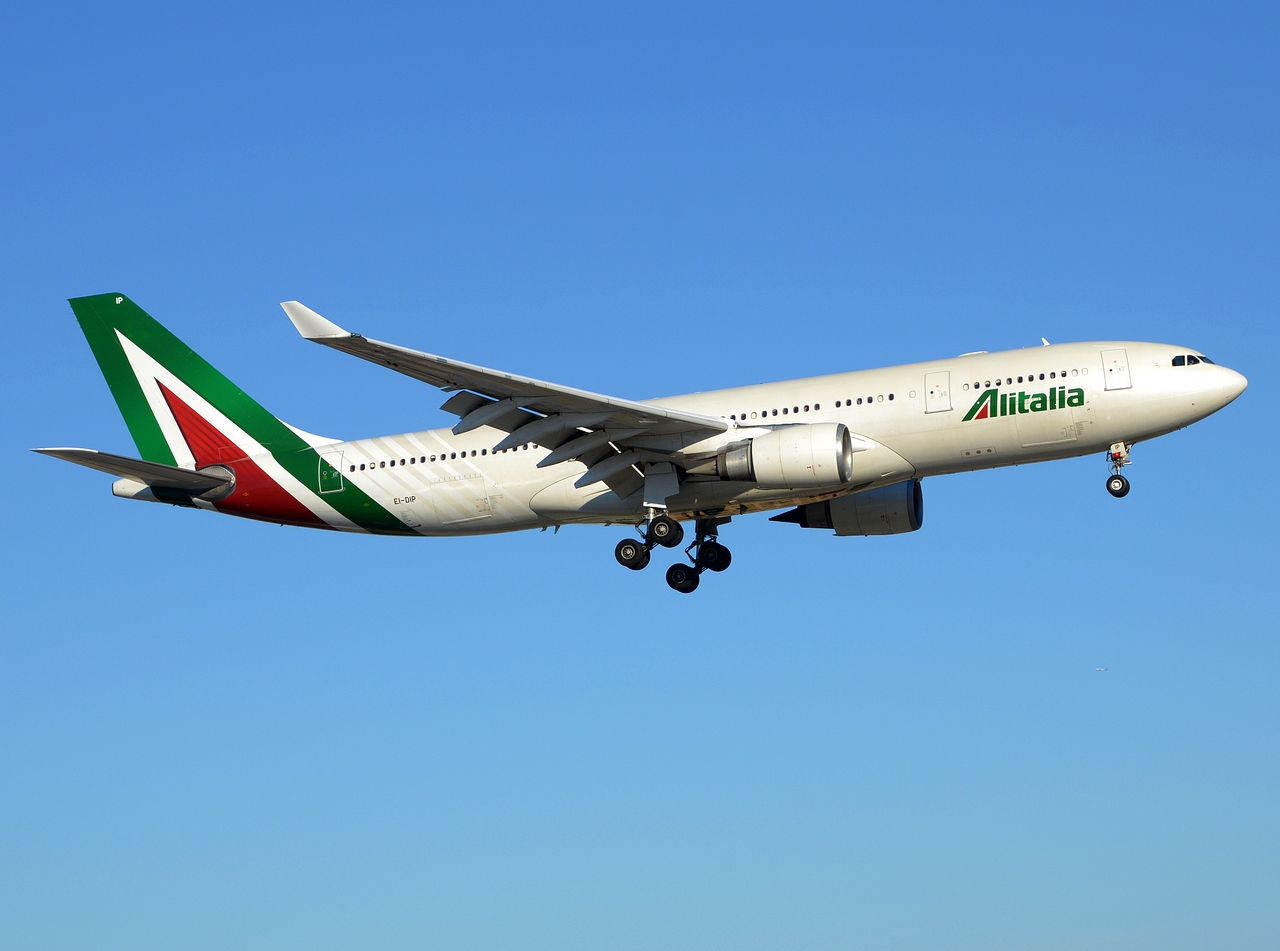 EI-DIP - A330-202 - Alitalia - YYZ - 07-07-2018