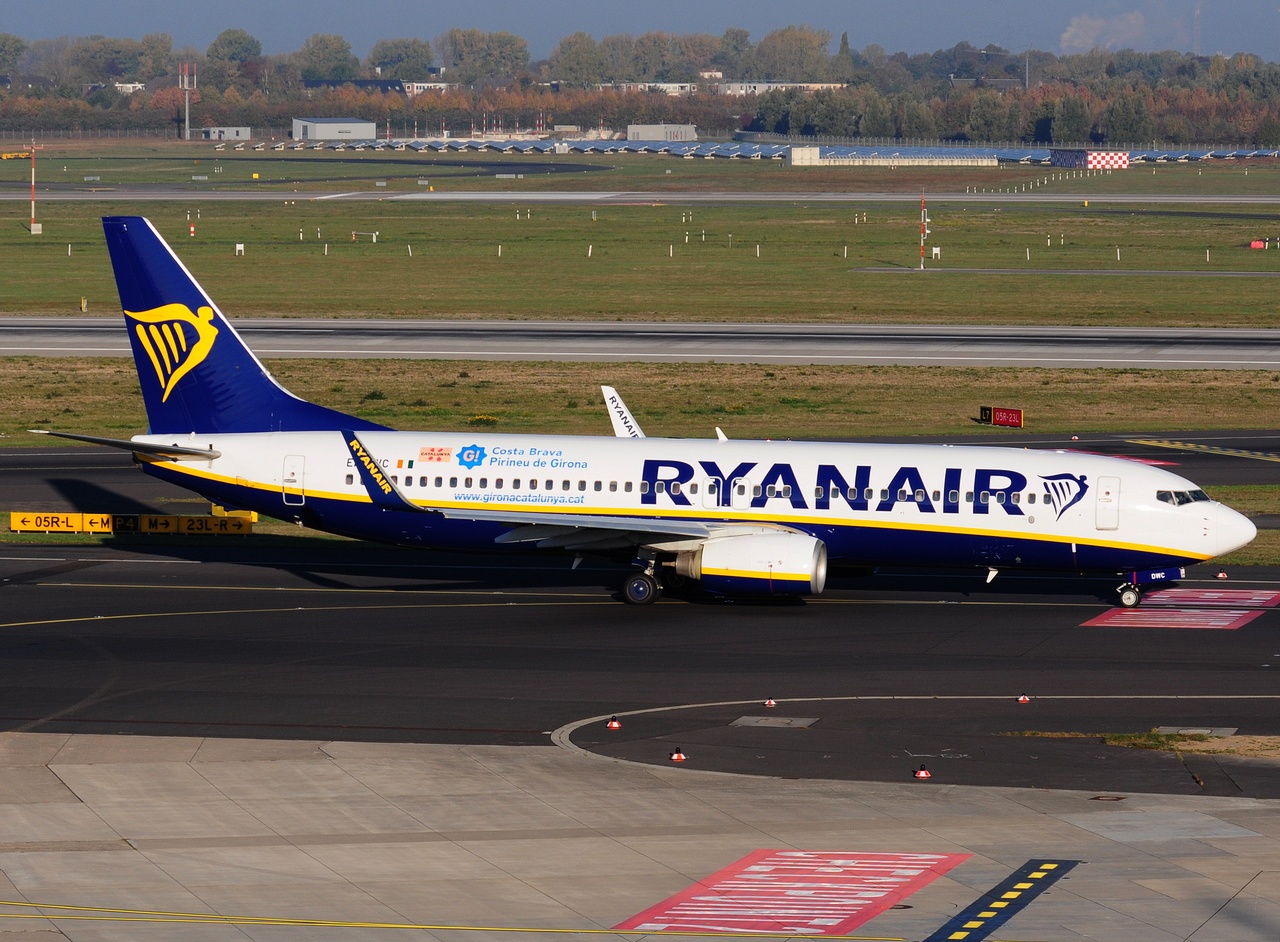 EI-DWC - 737-8AS(WL) - Ryanair - DUS - 21-10-2018