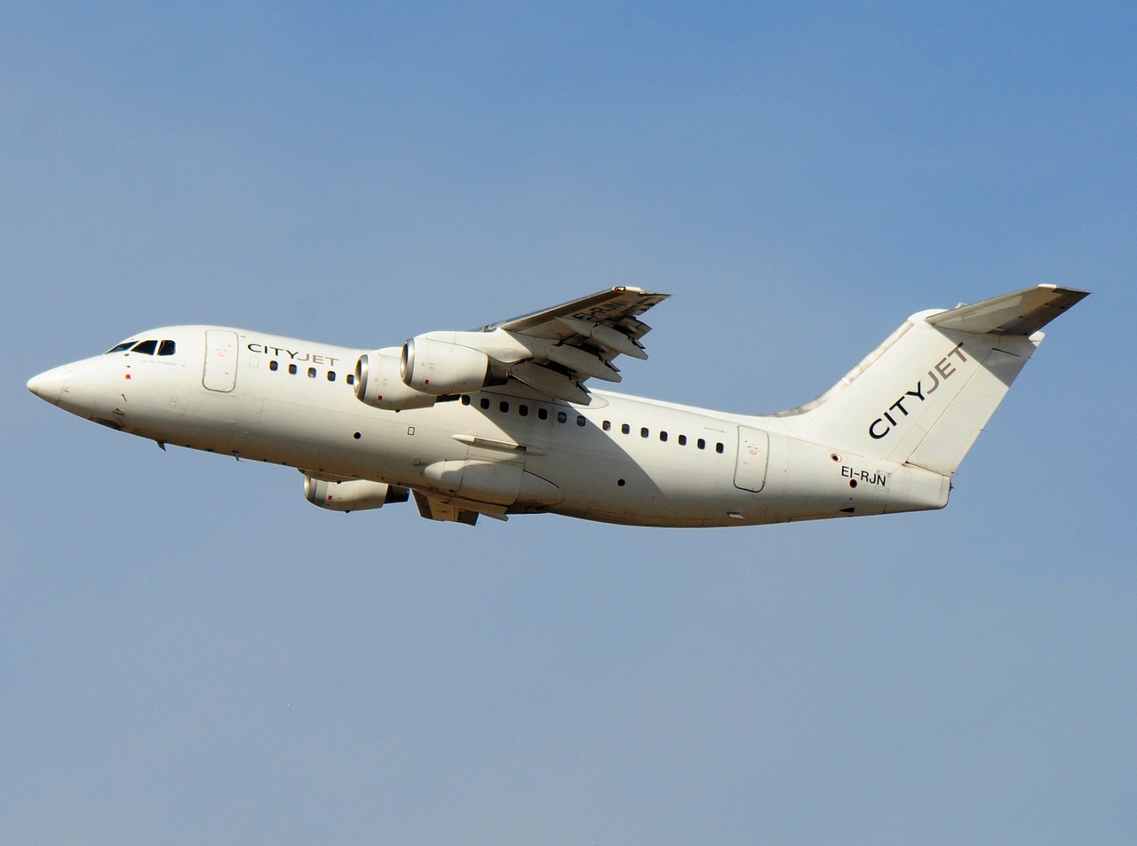 EI-RJN - RJ85 - Cityjet - CDG - 10-09-2018