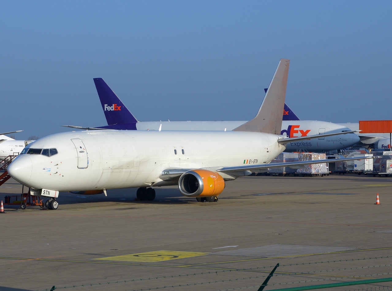 EI-STN - 737-4Q8 - ASL Airlines Ireland - LGG - 14-01-2018